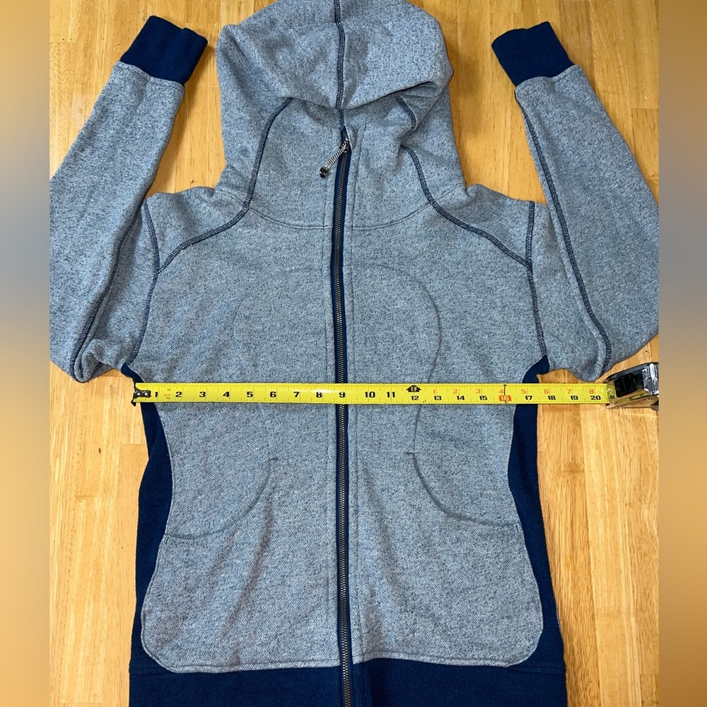 Lululemon Size 8 On The Daily Hoodie Full Zip Jacket Heathered Poseidon - Picture 9 of 16